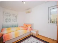 Izdavanje, trosoban stan, 80m², Dalmatinska ulica, Podgorica - image 2