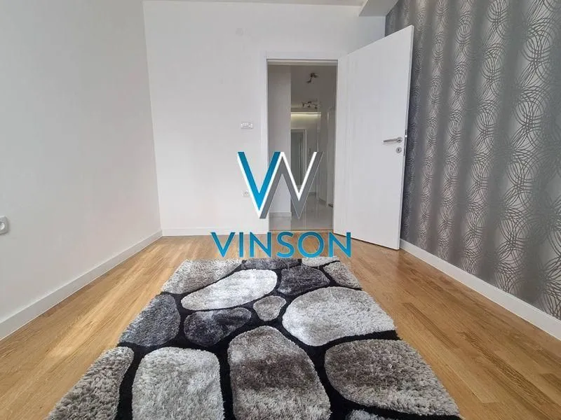 Prodaja, četvorosoban stan, 101m², Salajka, Novi Sad Sve Podlokacije