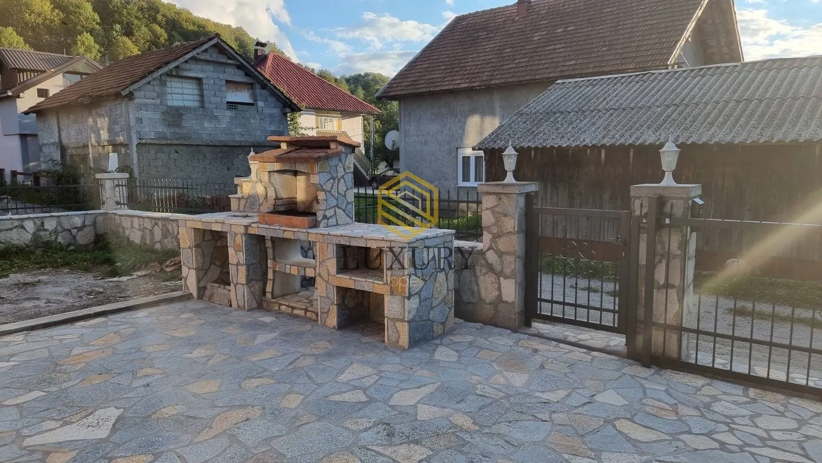 Izdavanje, kuća, 102m², Centar, Kolašin