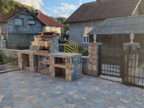 Izdavanje, kuća, 102m², Centar, Kolašin - image 6