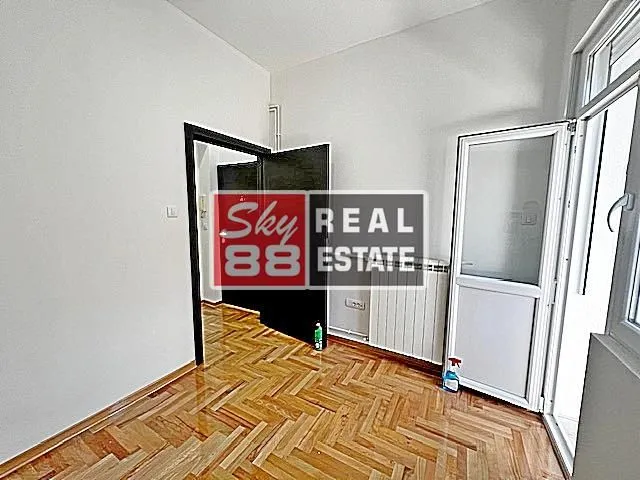 Prodaja, dvosoban stan, 50m², Vračar Sve Podlokacije, Beograd