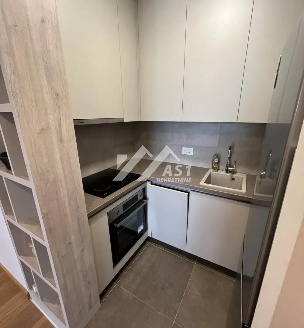 Rent, two bedroom apartment, 54m², Pupinova palata, Novi Sad Sve Podlokacije
