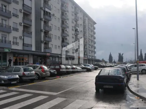 Poslovni prostor in Tuški Put