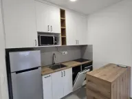 Izdavanje, jednosoban stan, 42m², Salajka, Novi Sad Sve Podlokacije - image 1