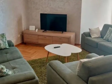 Prodaja, jednosoban stan, 61m², Centar, Bar - image 6