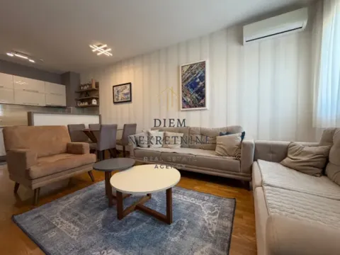 Prodaja, dvosoban stan, 63m², City Kvart, Podgorica - image 10
