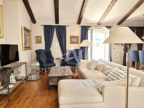 Sale, house, 288m², Stari Grad, Budva - image 15