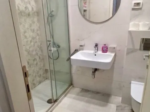 Izdavanje, jednosoban stan, 42m², Central Point, Podgorica - image 8