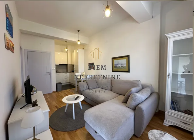 Izdavanje, jednosoban stan, 37m², Ljubović, Podgorica
