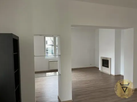 Izdavanje, kuća, 220m², Voždovac Sve Podlokacije, Beograd - image 4