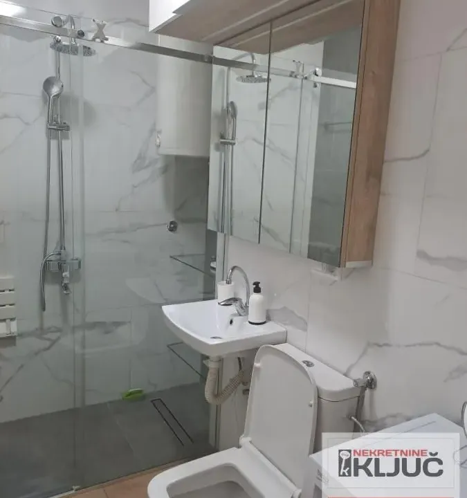 Rent, one bedroom apartment, 55m², Bulevar Oslobodjenja, Novi Sad Sve Podlokacije