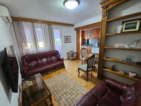 Izdavanje, jednosoban stan, 55m², Preko Morače, Podgorica - image 7