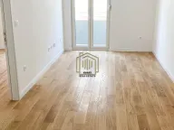 Izdavanje, jednosoban stan, 40m², Central Point, Podgorica - image 1