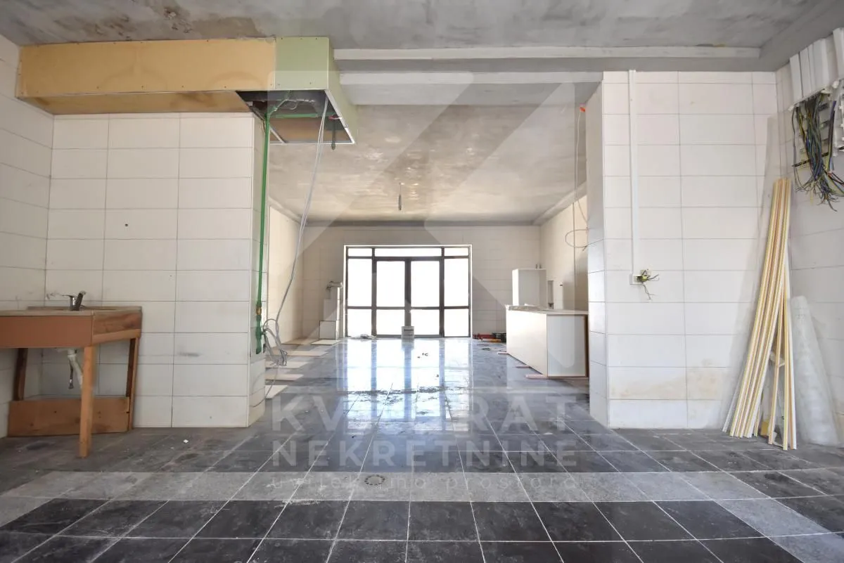 Rent, office space, 300m², Gornja Gorica, Podgorica