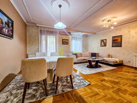 Izdavanje, dvosoban stan, 94m², Vezirov Most, Podgorica - image 15