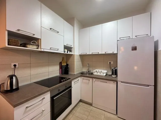 Rent, one bedroom apartment, 45m², Centar, Budva