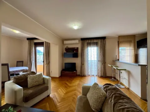 Three Bedroom Apartment for Short Term Rental, 98m2, Lazi, Budva