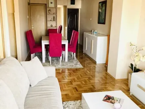 Izdavanje, jednosoban stan, 52m², Centar, Niš - image 2
