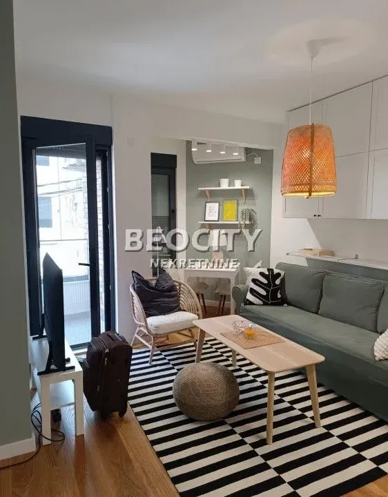 Izdavanje, jednosoban stan, 30m², Lion, Zvezdara Sve Podlokacije