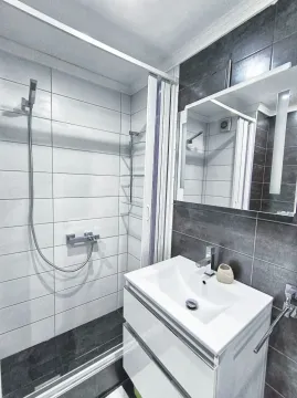 Izdavanje, jednosoban stan, 30m², Centar, Bar - image 8