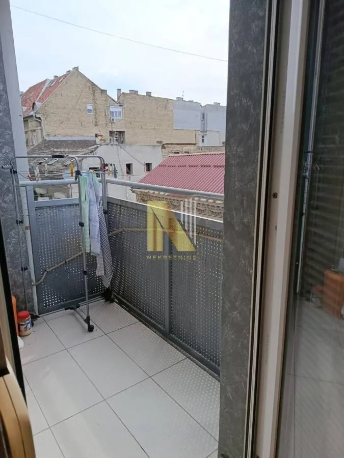 Izdavanje, trosoban stan, 73m², Centar, Novi Sad