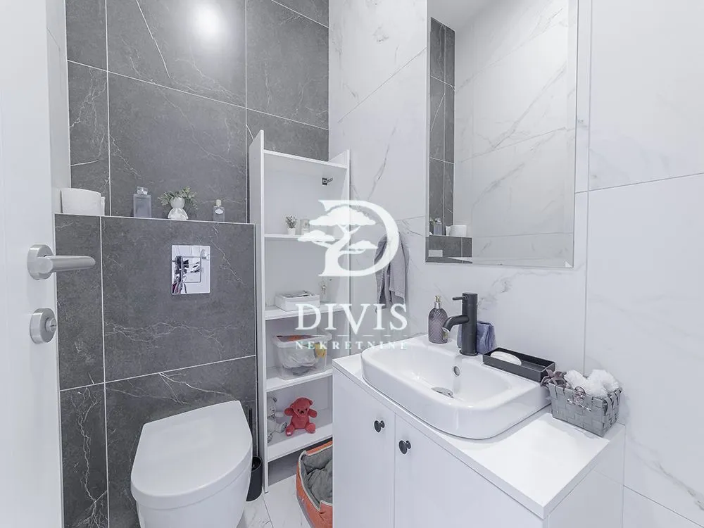 Prodaja, četvorosoban stan, 138m², Novi Beograd Blok 65, Novi Beograd Sve Podlokacije