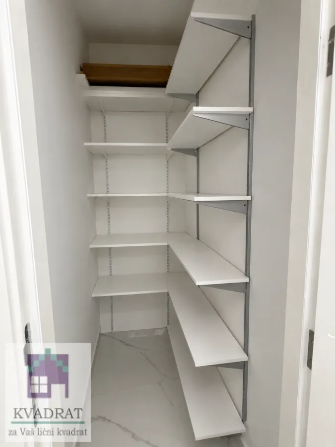 Prodaja, dvosoban stan, 57m², Veternik, Novi Sad Sve Podlokacije