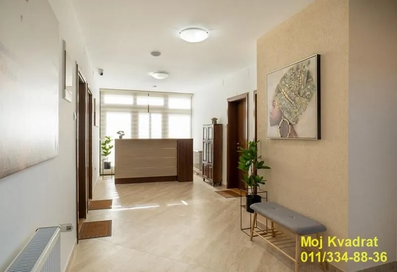 Sale, office space, 900m², Zlatibor, Srbija