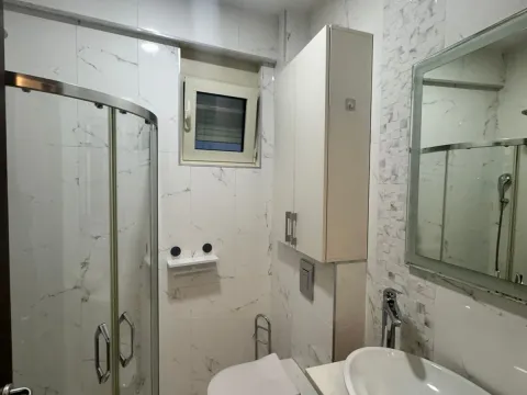 Prodaja, dvosoban stan, 47m², Centar, Budva - image 3