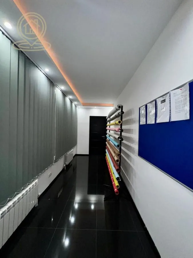 Sale, office space, 284m², Šumice, Beograd