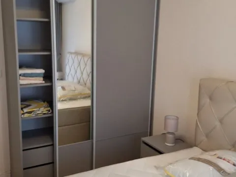 Izdavanje, trosoban stan, 94m², Central Point, Podgorica - image 12