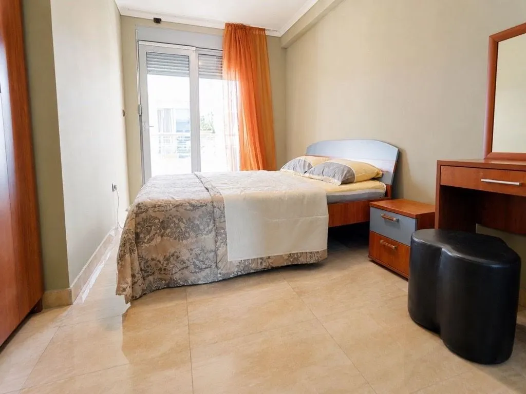 Prodaja, dvosoban stan, 93m², Rafailovići, Budva