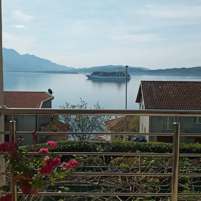 Prodaja, dvosoban stan, 103m², Bijela, Herceg Novi