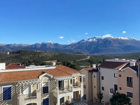Prodaja, dvosoban stan, 76m², Tivat, Crna Gora - image 2