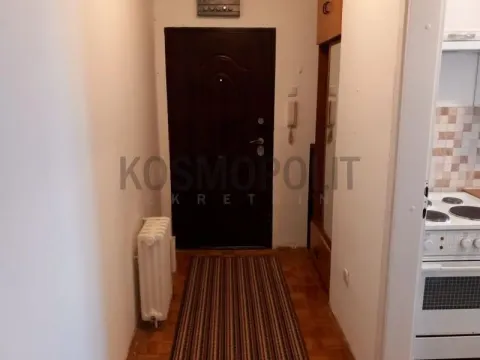 Izdavanje, jednosoban stan, 44m², Borča 1, Borča Sve Podlokacije - image 7