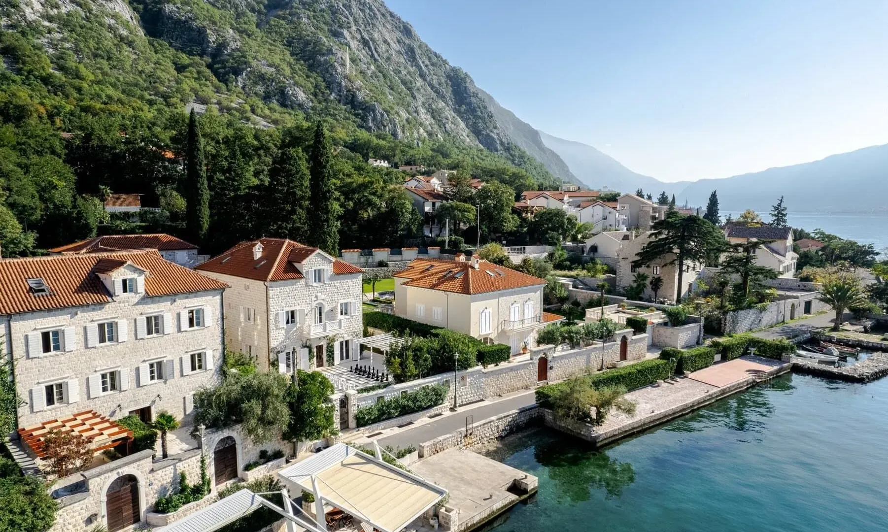 Izdavanje, kuća, 491m², Ljuta, Kotor