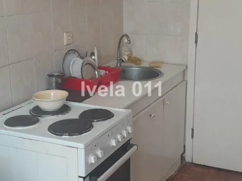 Stan in Zvezdara Sve Podlokacije