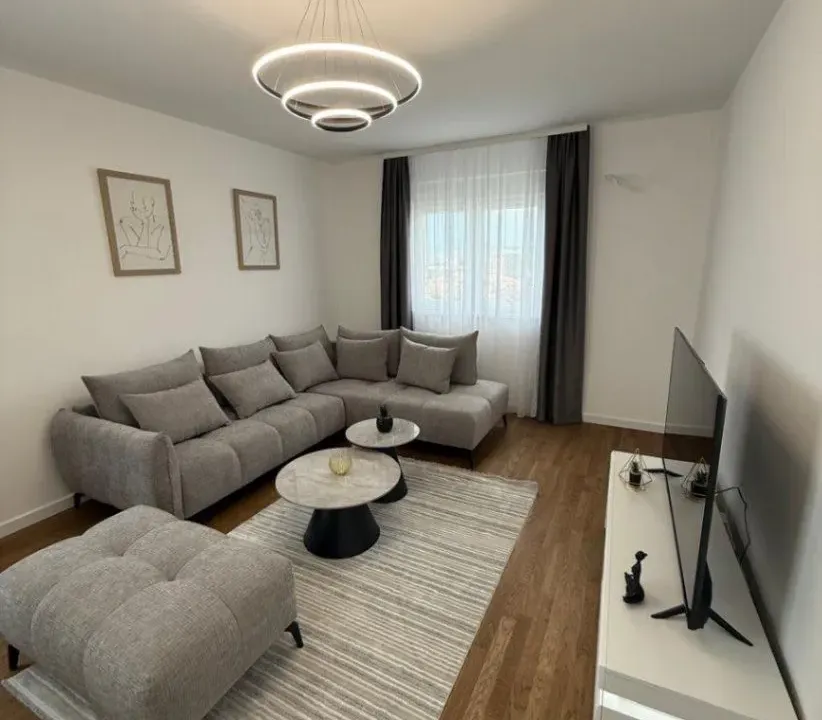 Izdavanje, dvosoban stan, 70m², Stari Aerodrom, Podgorica