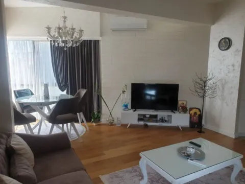 Izdavanje, jednosoban stan, 49m², Vezirov Most, Podgorica - image 3