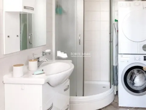 Prodaja, dvosoban stan, 55m², Tivat, Crna Gora - image 7