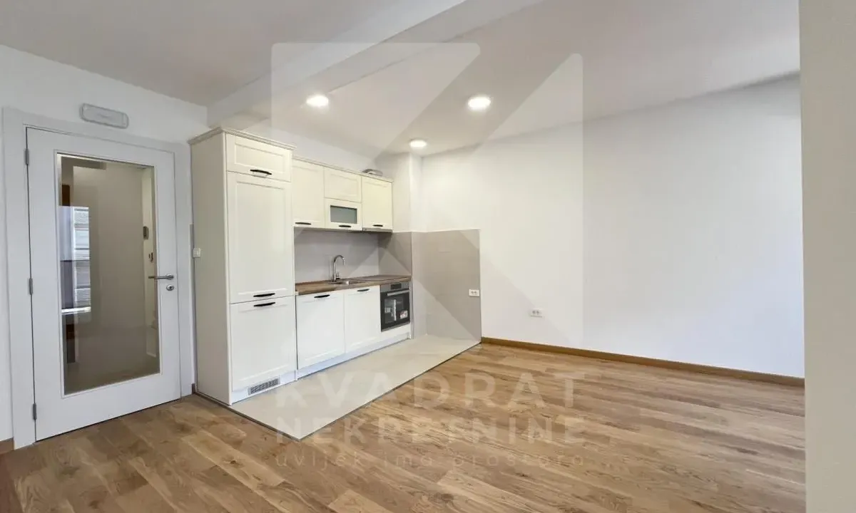 Rent, studio apartment, 40m², Tološka šuma, Podgorica