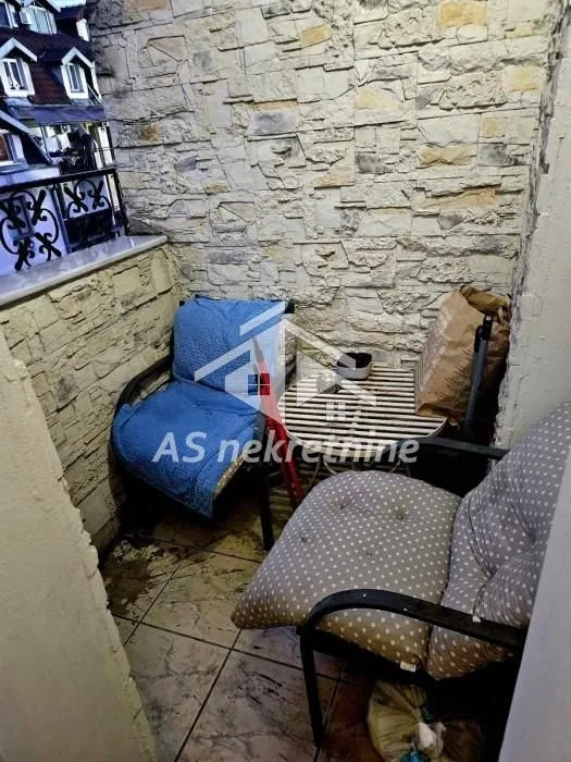 Izdavanje, trosoban stan, 80m², Bogoslovija, Palilula Sve Podlokacije