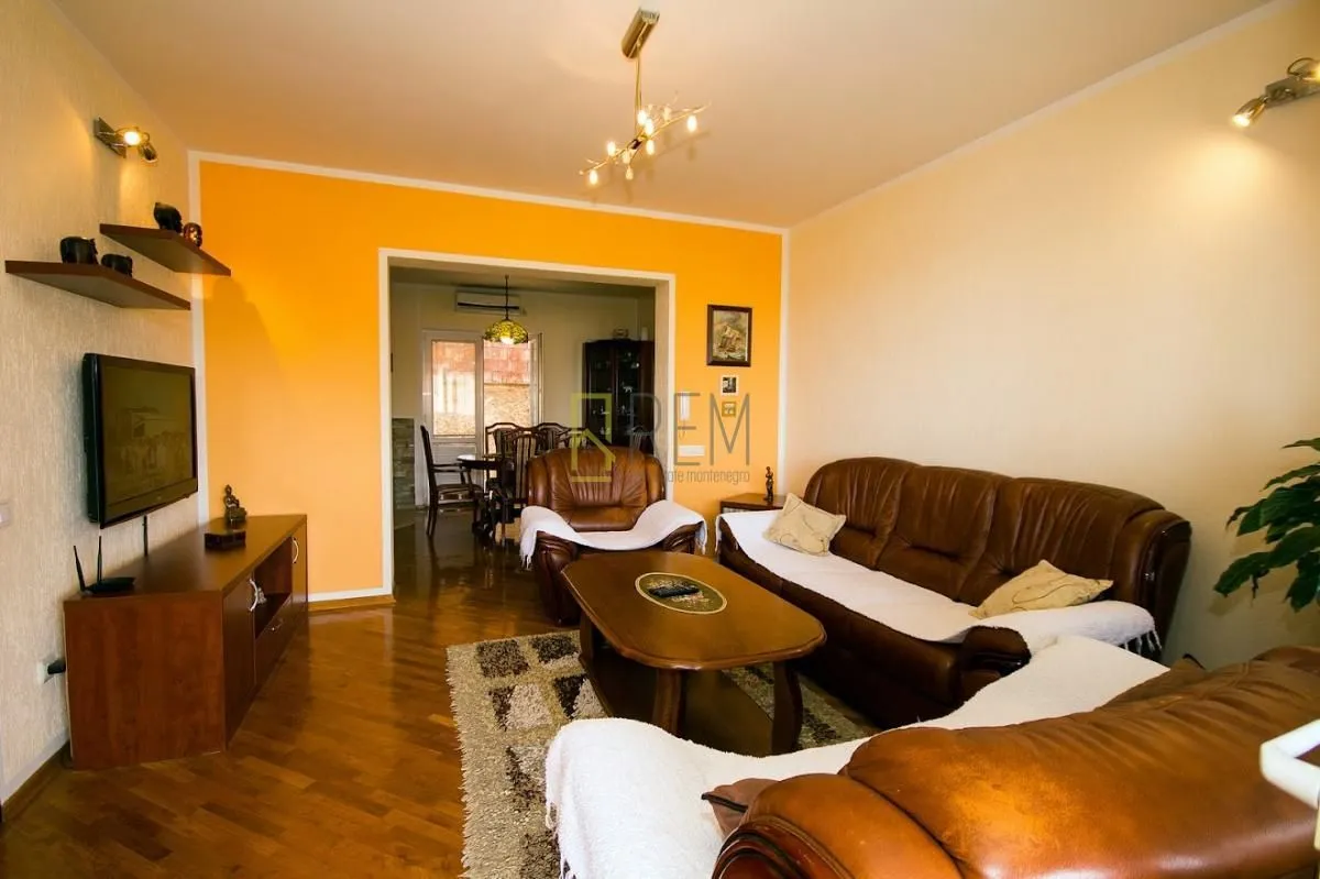 Prodaja, kuća, 340m², Bar, Crna Gora
