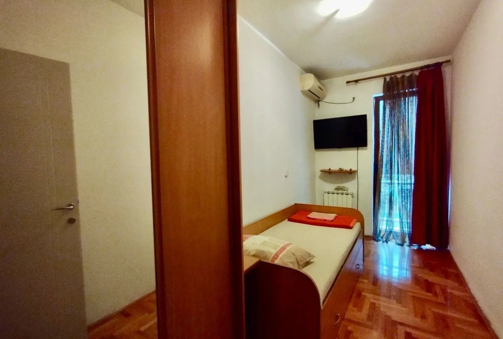 Rent, one bedroom apartment, 75m², Preko Morače, Podgorica
