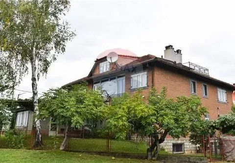 Prodaja, kuća, 696m², Zlatica, Podgorica - image 30