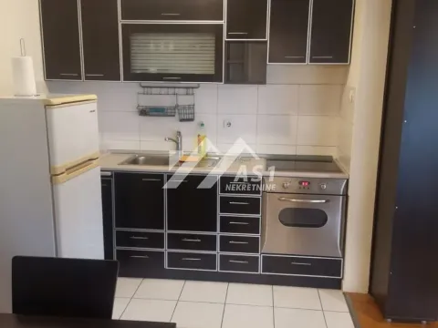 Izdavanje, jednosoban stan, 40m², Centar, Novi Sad - image 5