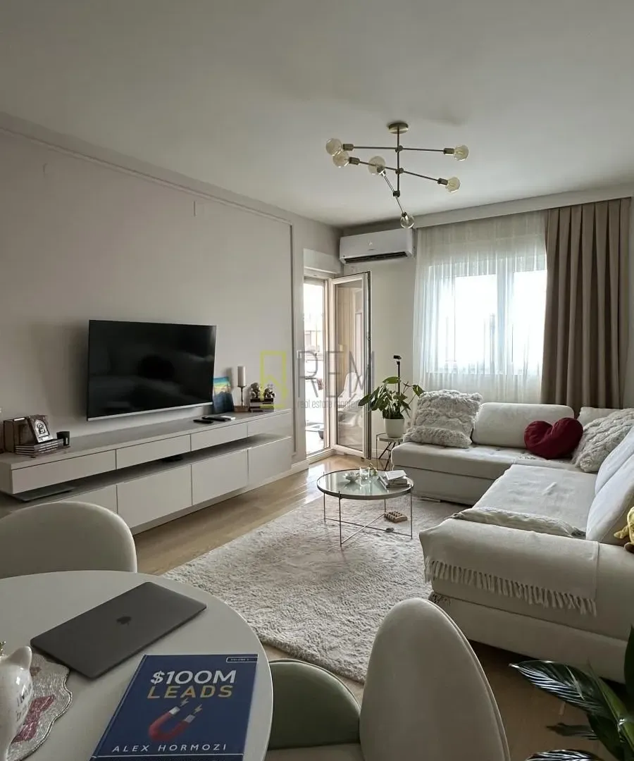 Prodaja, jednosoban stan, 47m², City Kvart, Podgorica