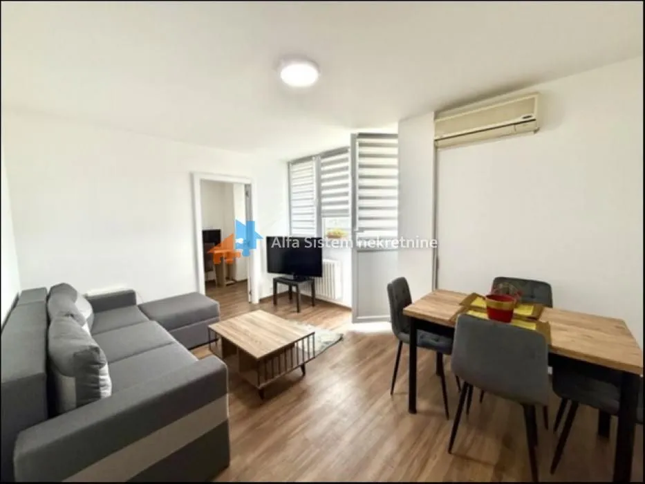 Izdavanje, stan, 46m², Šumice, Beograd