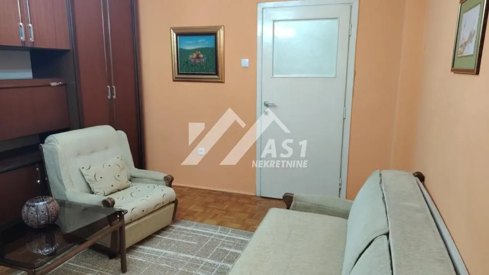 Izdavanje, dvosoban stan, 53m², Detelinara, Novi Sad Sve Podlokacije