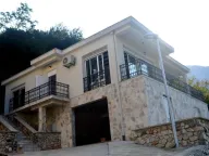 Prodaja, kuća, 200m², Risan, Kotor - image 1